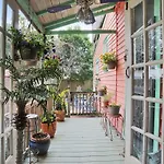 La Dauphine Bed And Breakfast