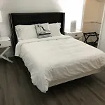4 Bedroom Celebrity House Next To French Qt