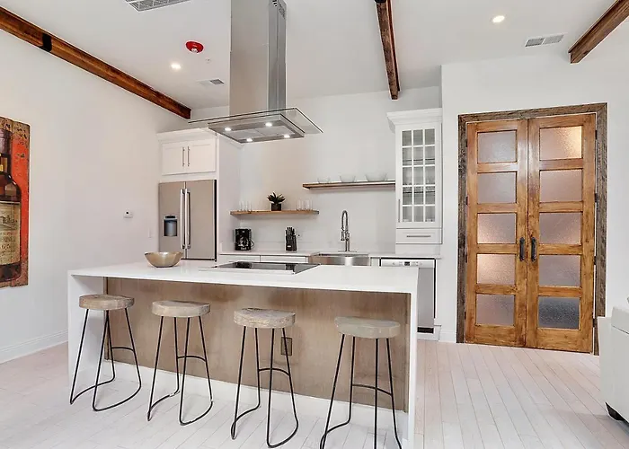 Bourbon Street Condos