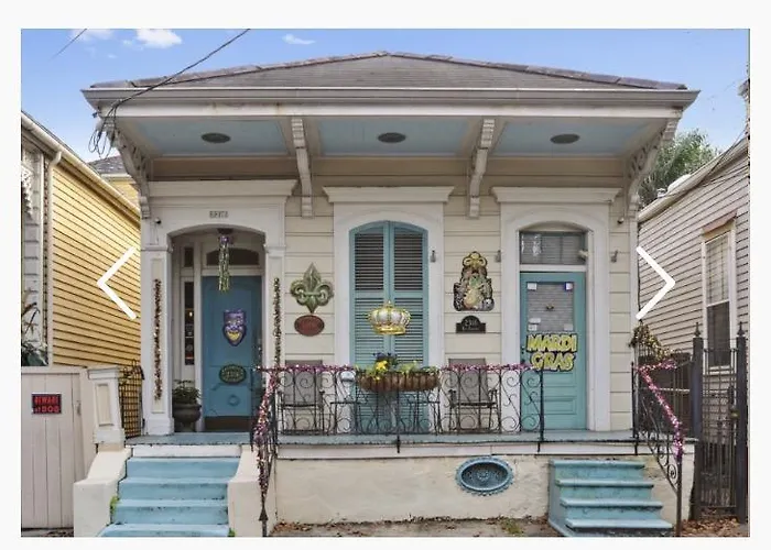 La Dauphine Bed And Breakfast