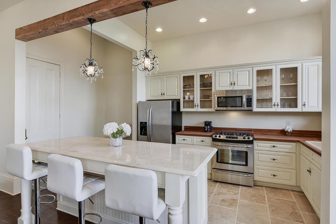 Bourbon Street Apartment