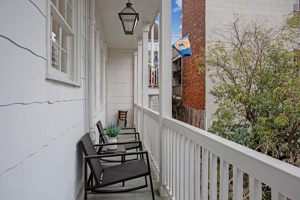 Bourbon Street Apartment *