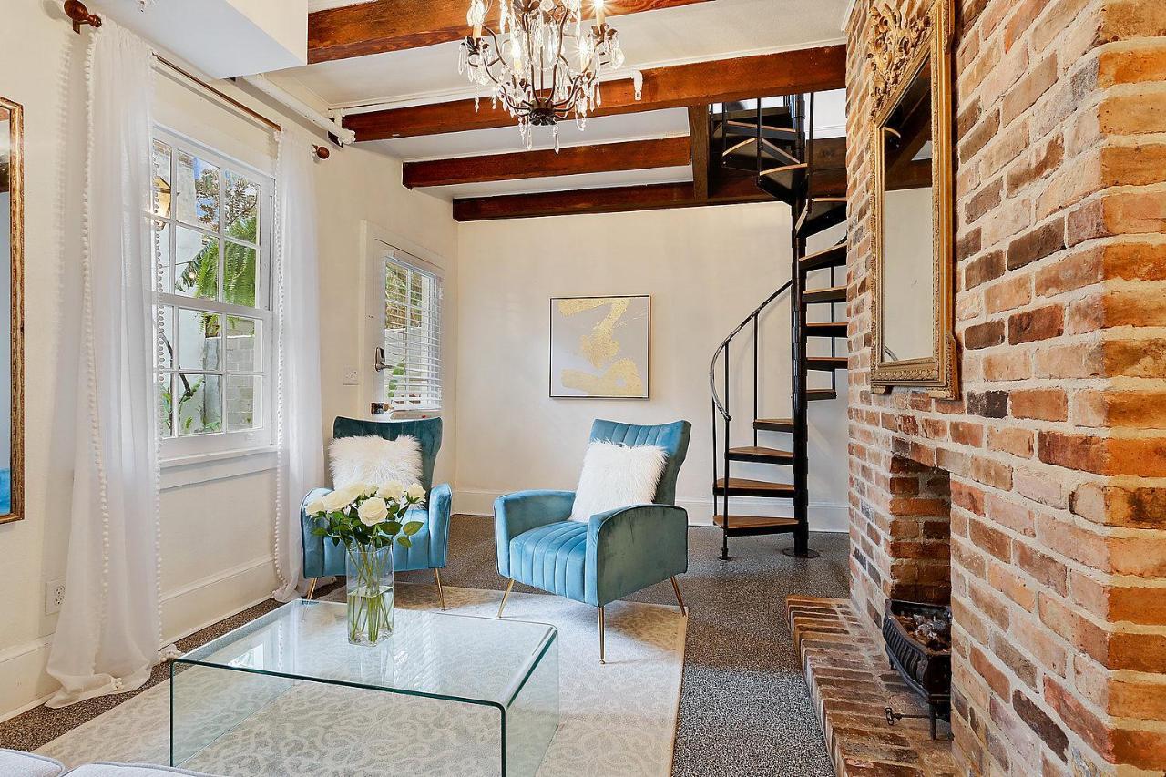 Bourbon Street Apartment New Orleans