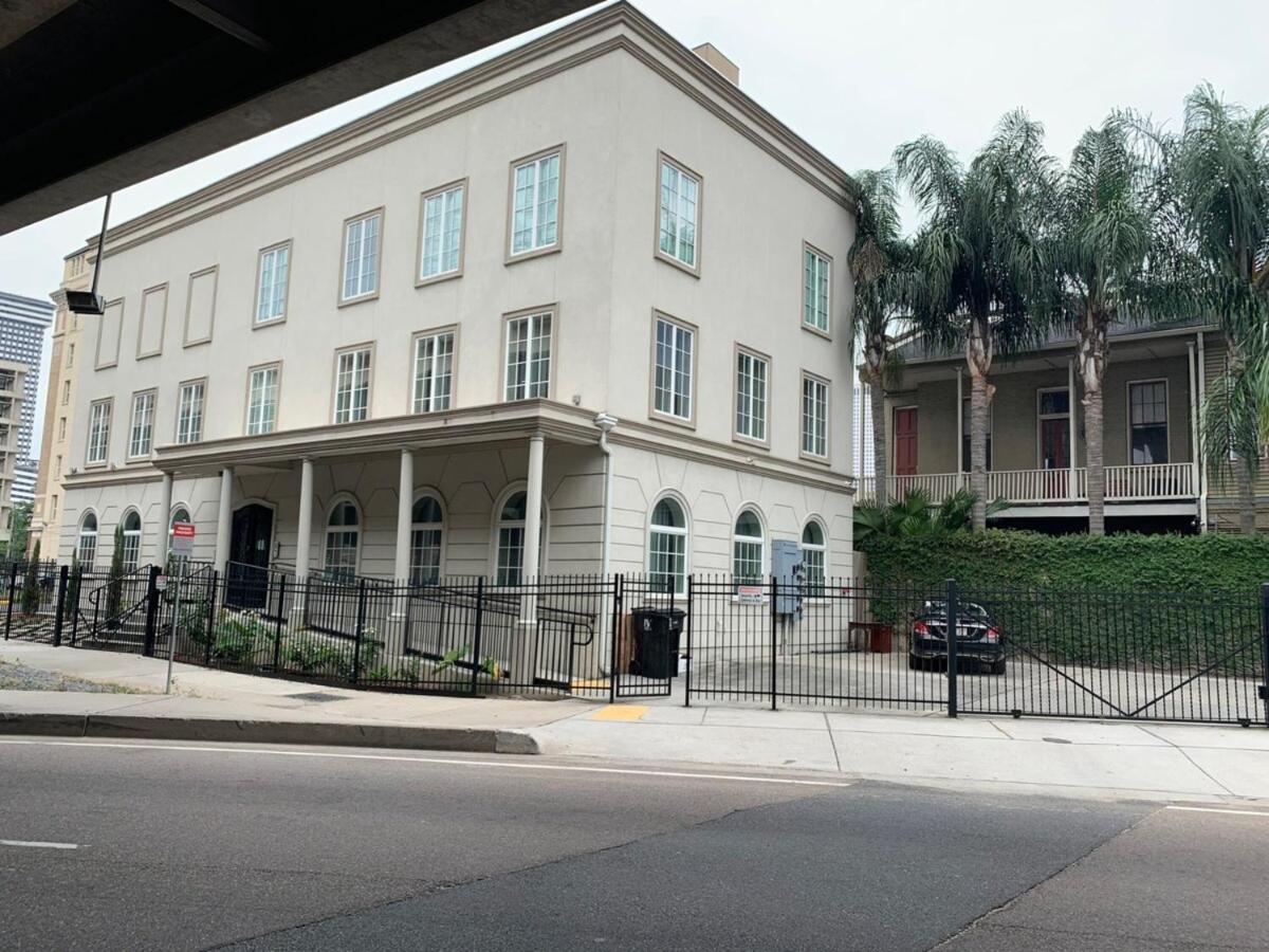 Apartment Tise Plaza New Orleans