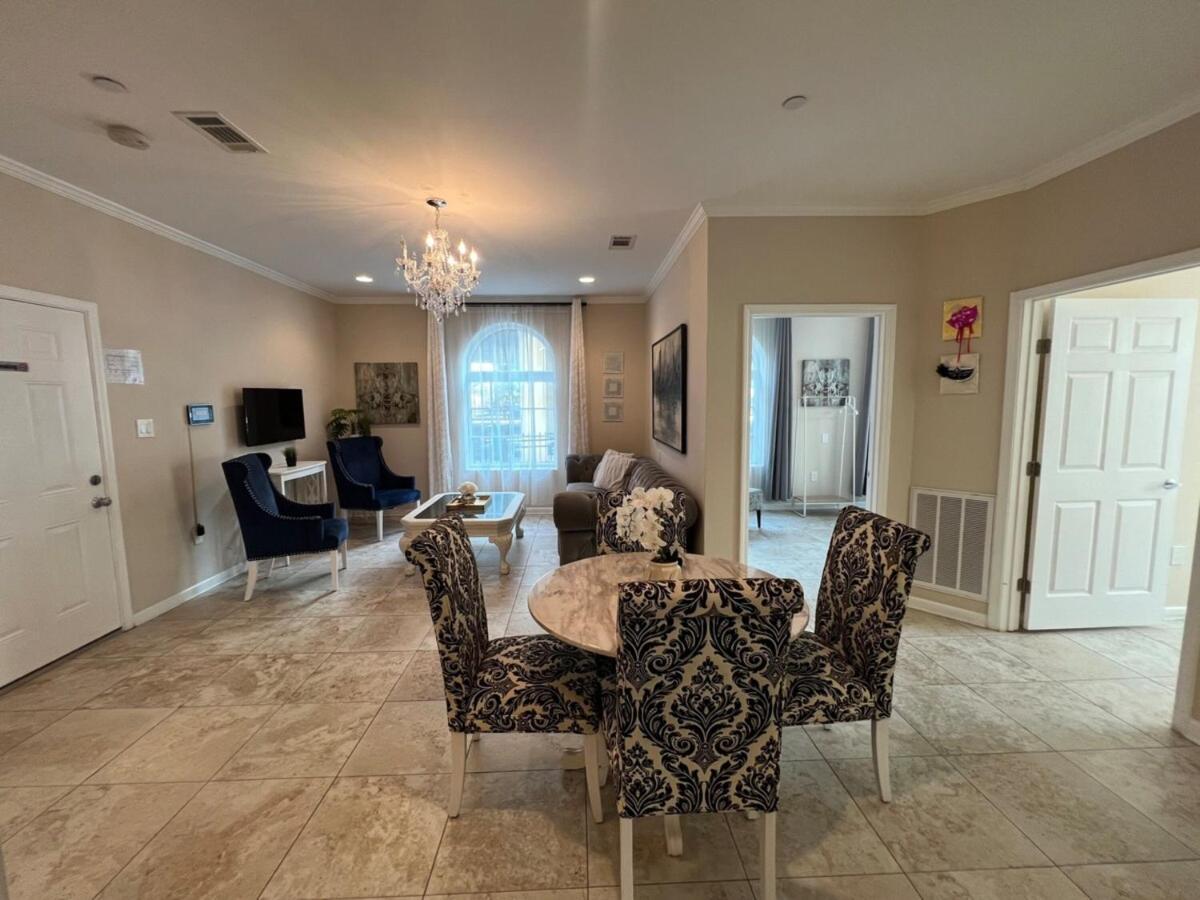 Tise Plaza Apartment New Orleans