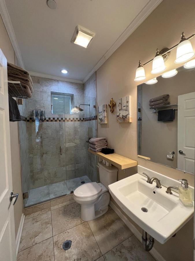 Apartment Tise Plaza New Orleans