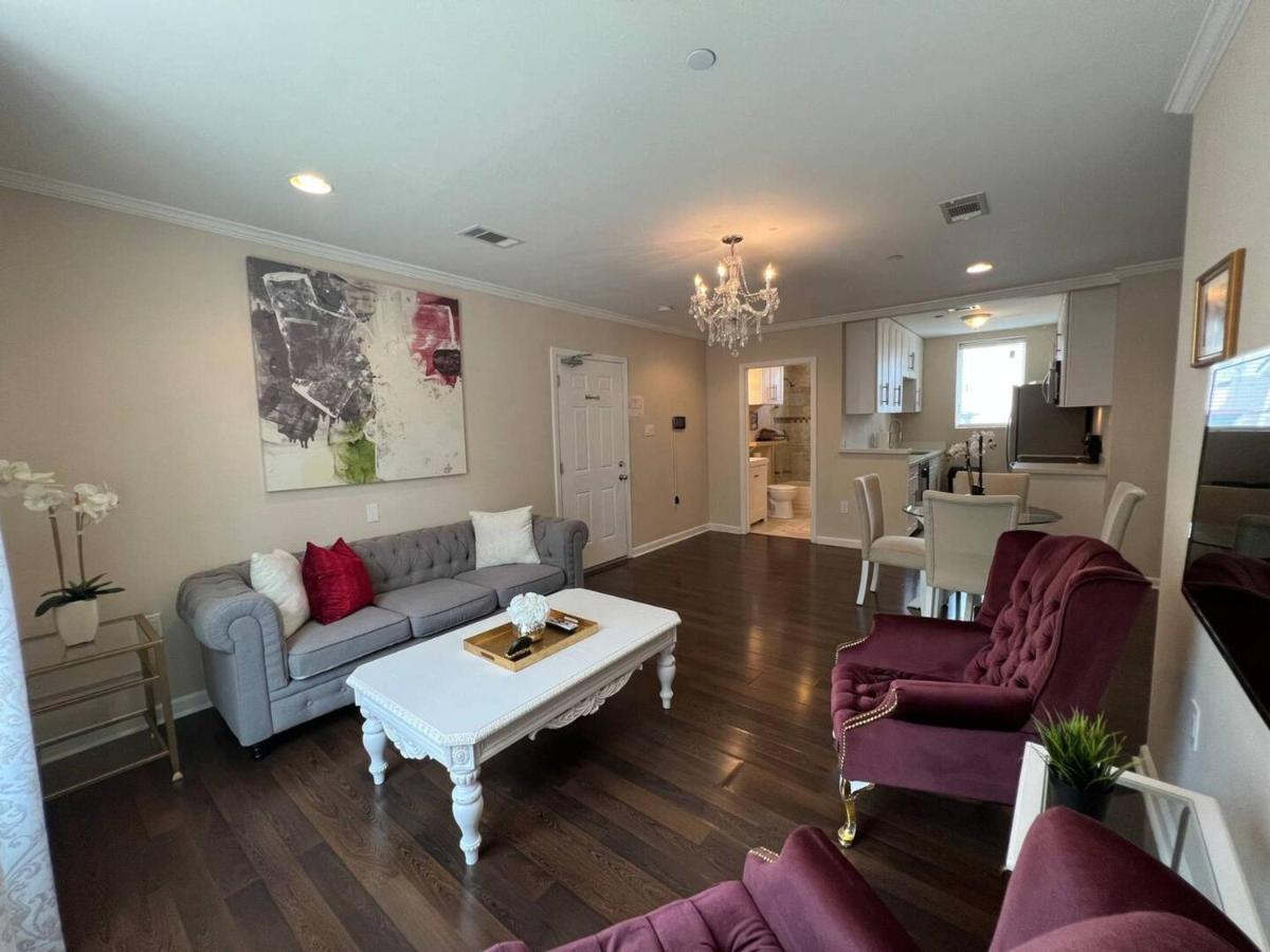 Tise Plaza Apartment *