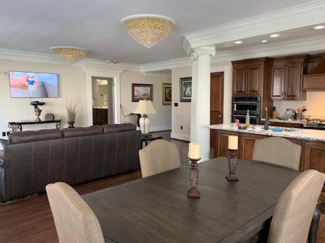 Plaza Downtown Hotel 3*
