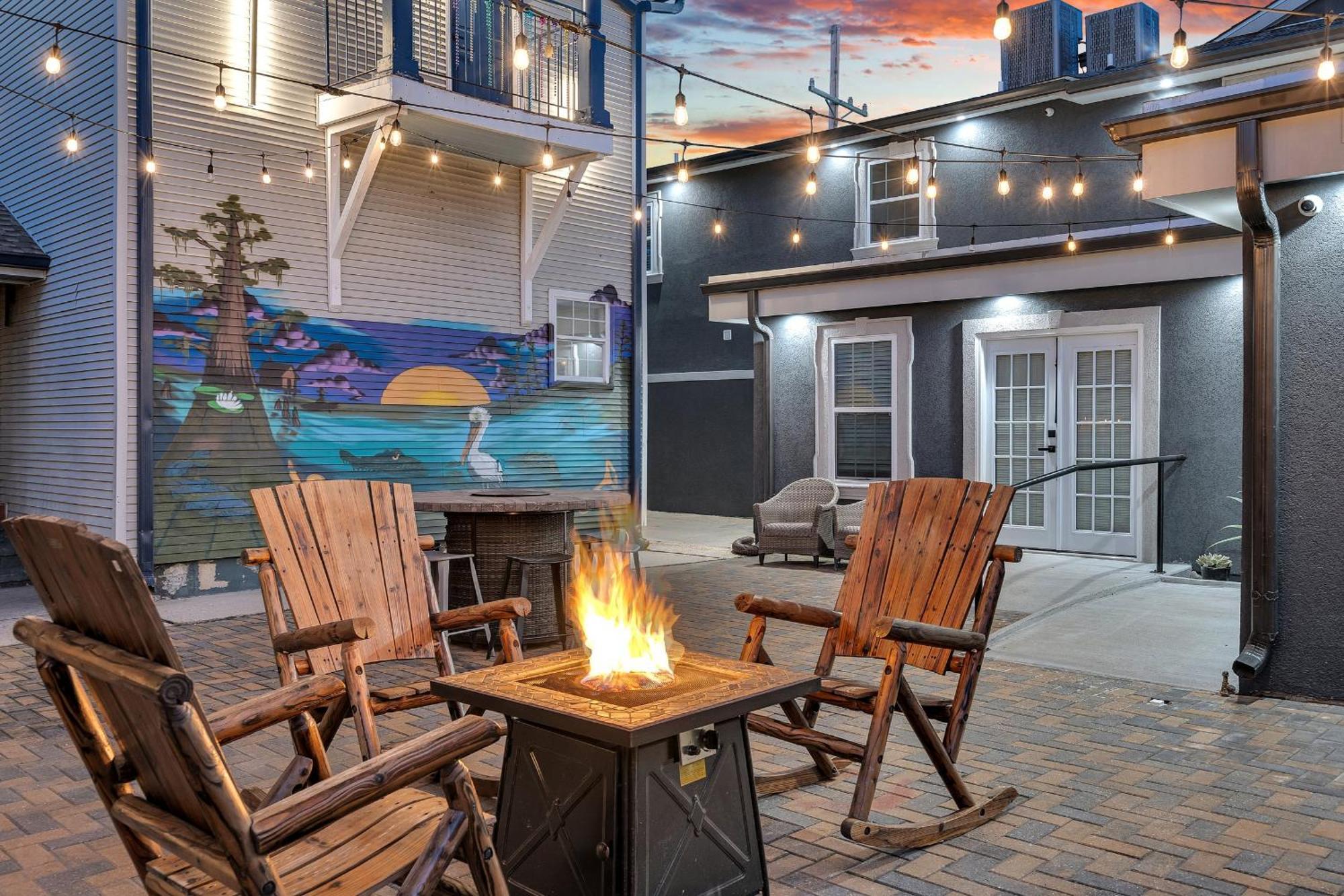 Holiday home Chic Retreat On Streetcar Line W Pool *