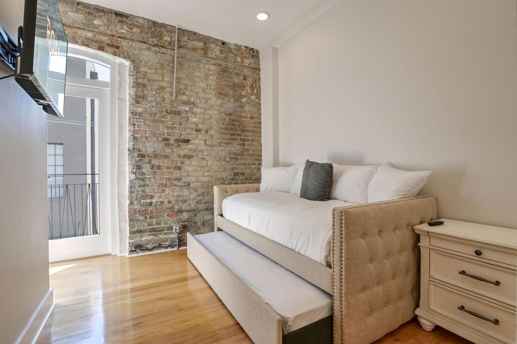 Apartment Roami At The Churchill New Orleans