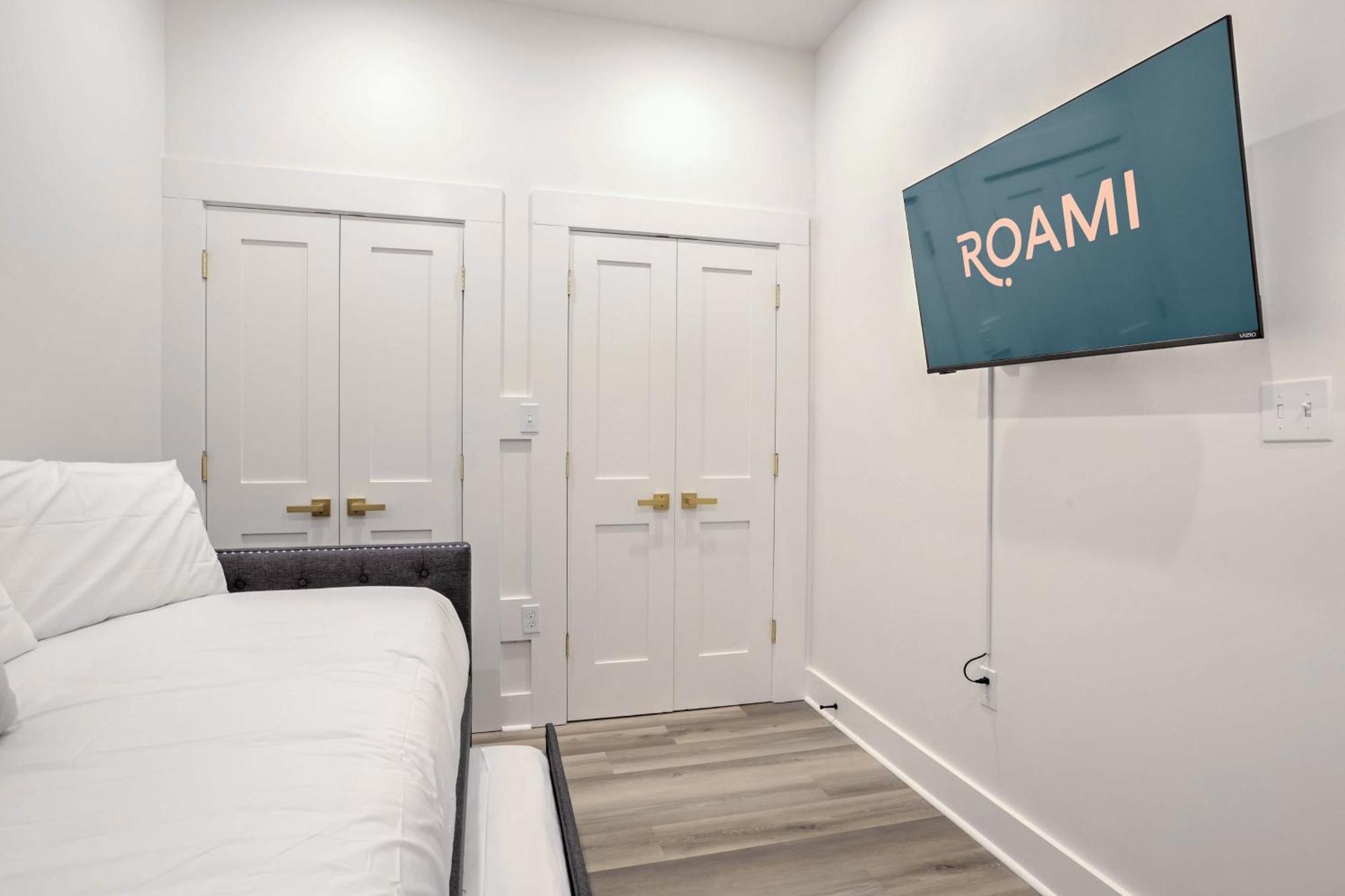 Roami At The Churchill Apartment New Orleans