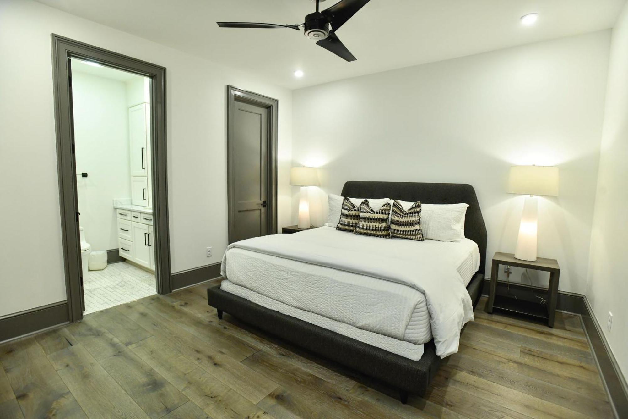 Harcol House Hotel *