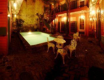 Frenchmen 3*