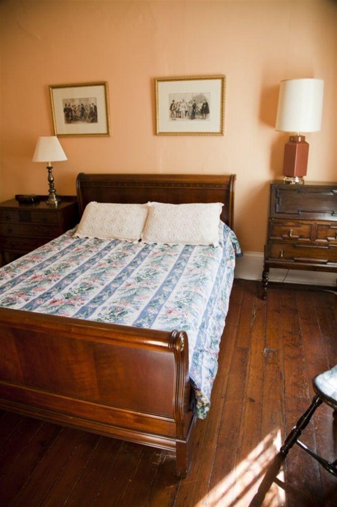 Bed & Breakfast Fairchild House New Orleans