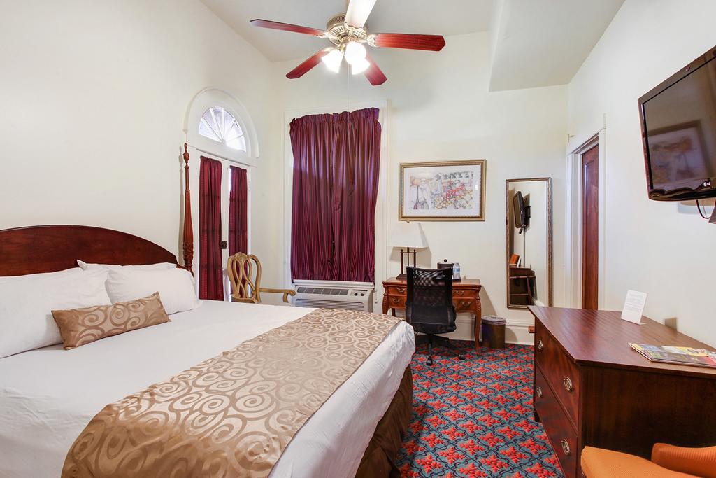 New Orleans Guest House 3*