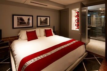 The Natchez 4*