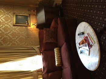 Hotel Nine-o-five Royal 3*
