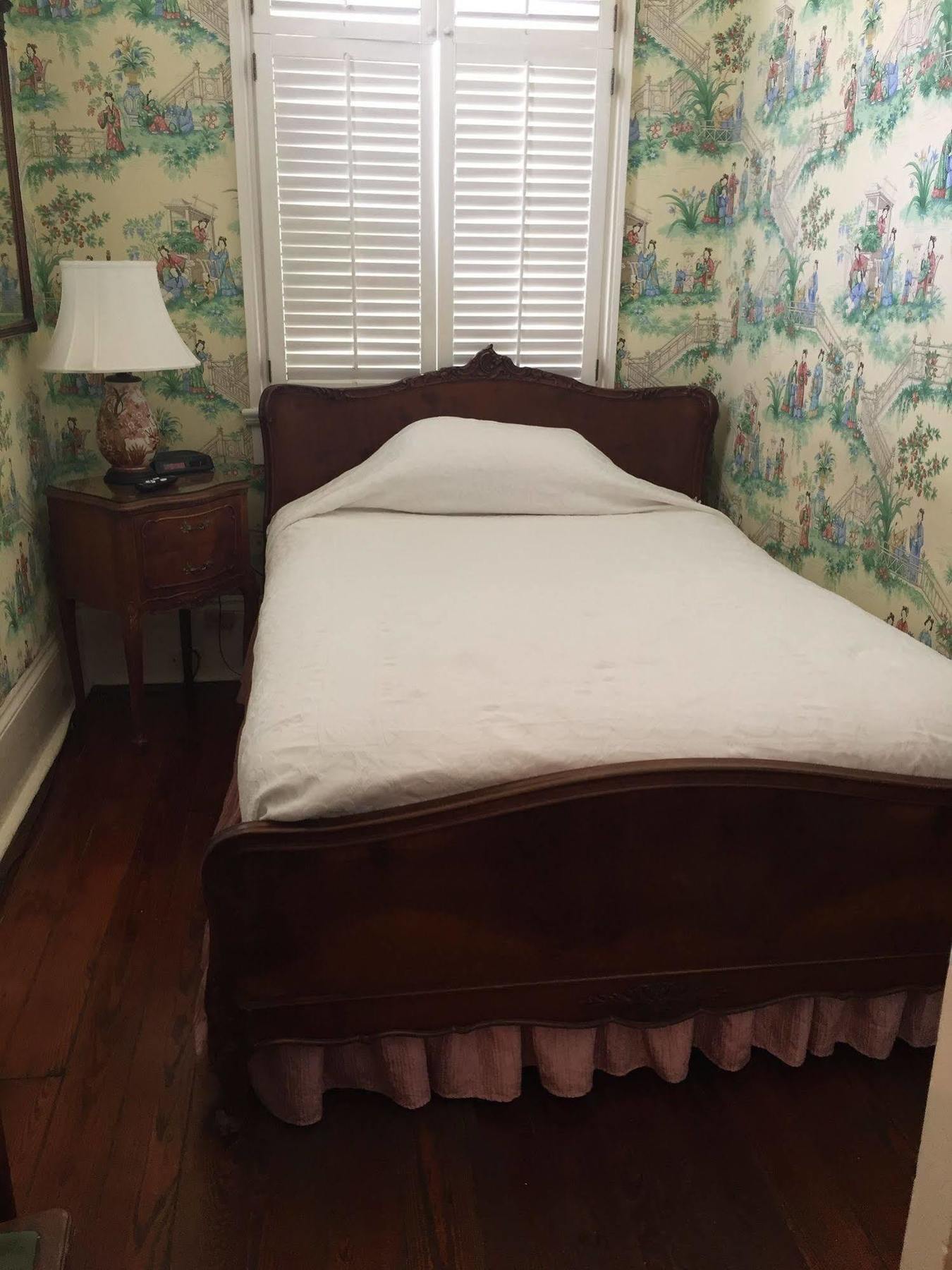 Nine-o-five Royal Hotel 3*