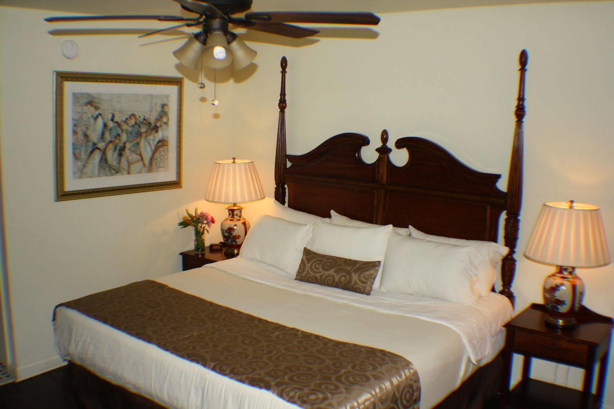 Historic Mardi Gras Inn New Orleans