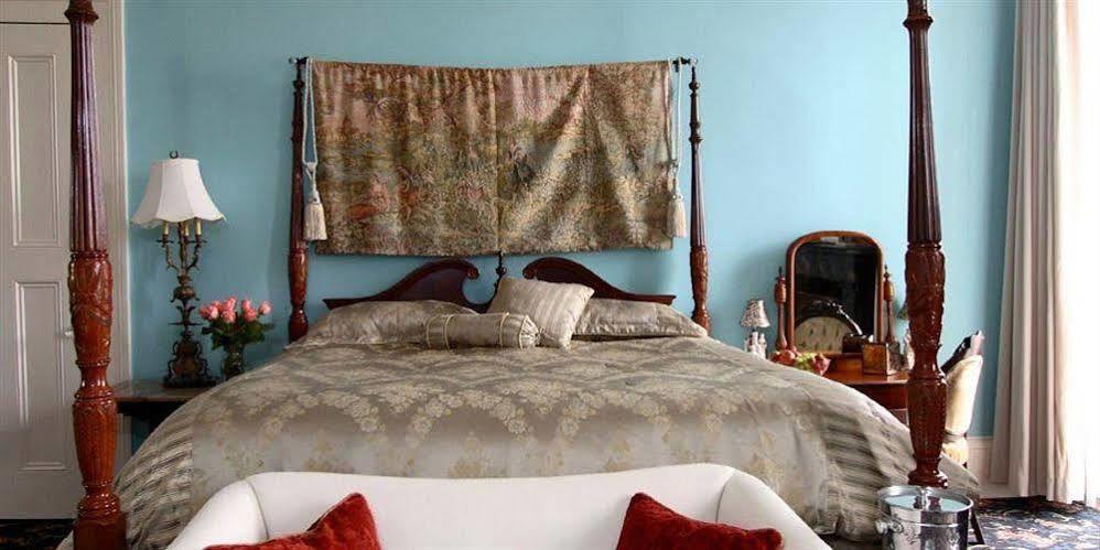 Hotel Lafitte & Bar
