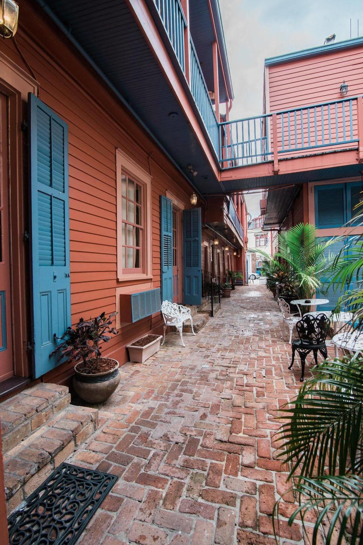 Hotel Frenchmen 3*