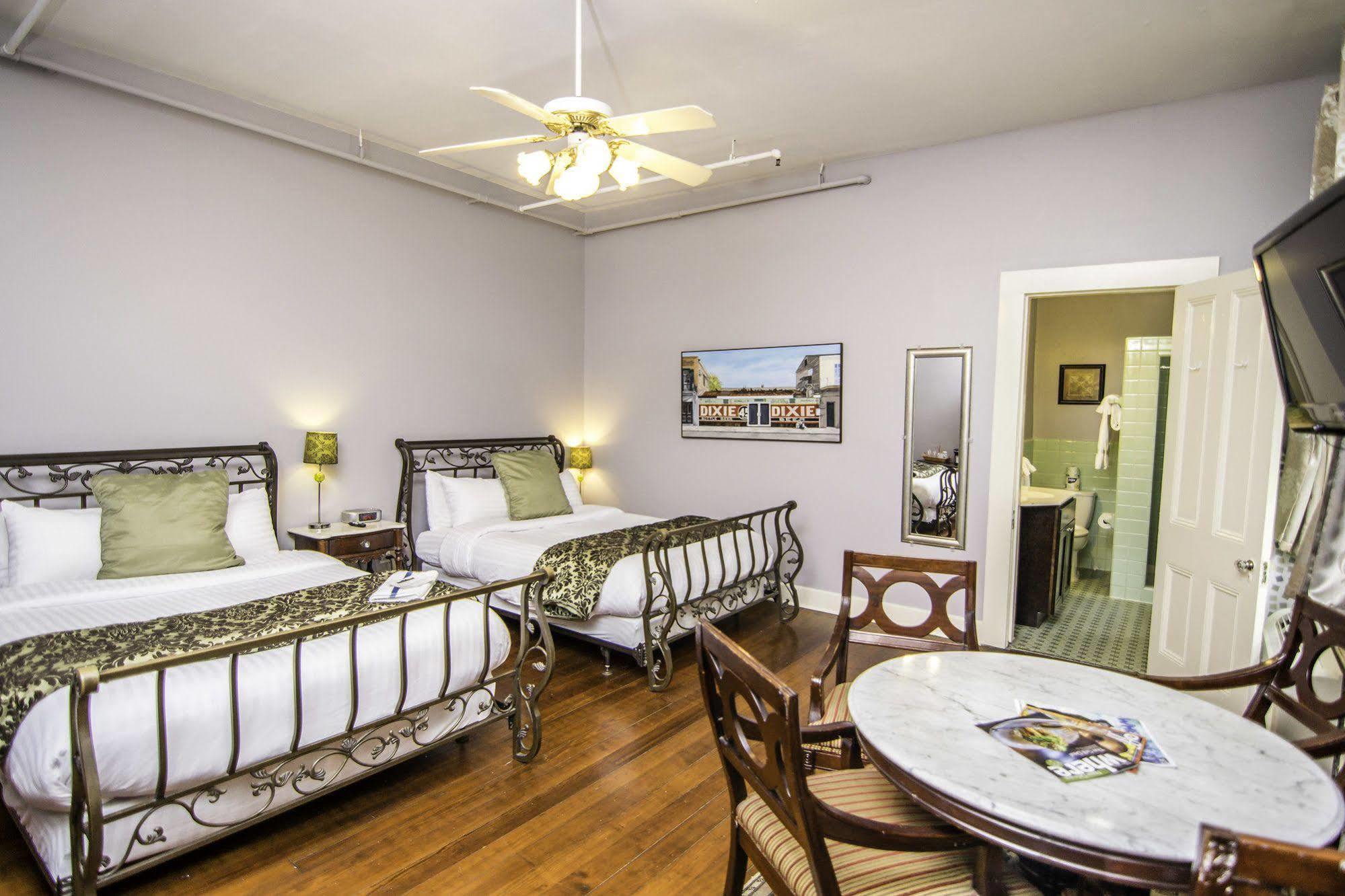 Hotel Rathbone Mansions 3*