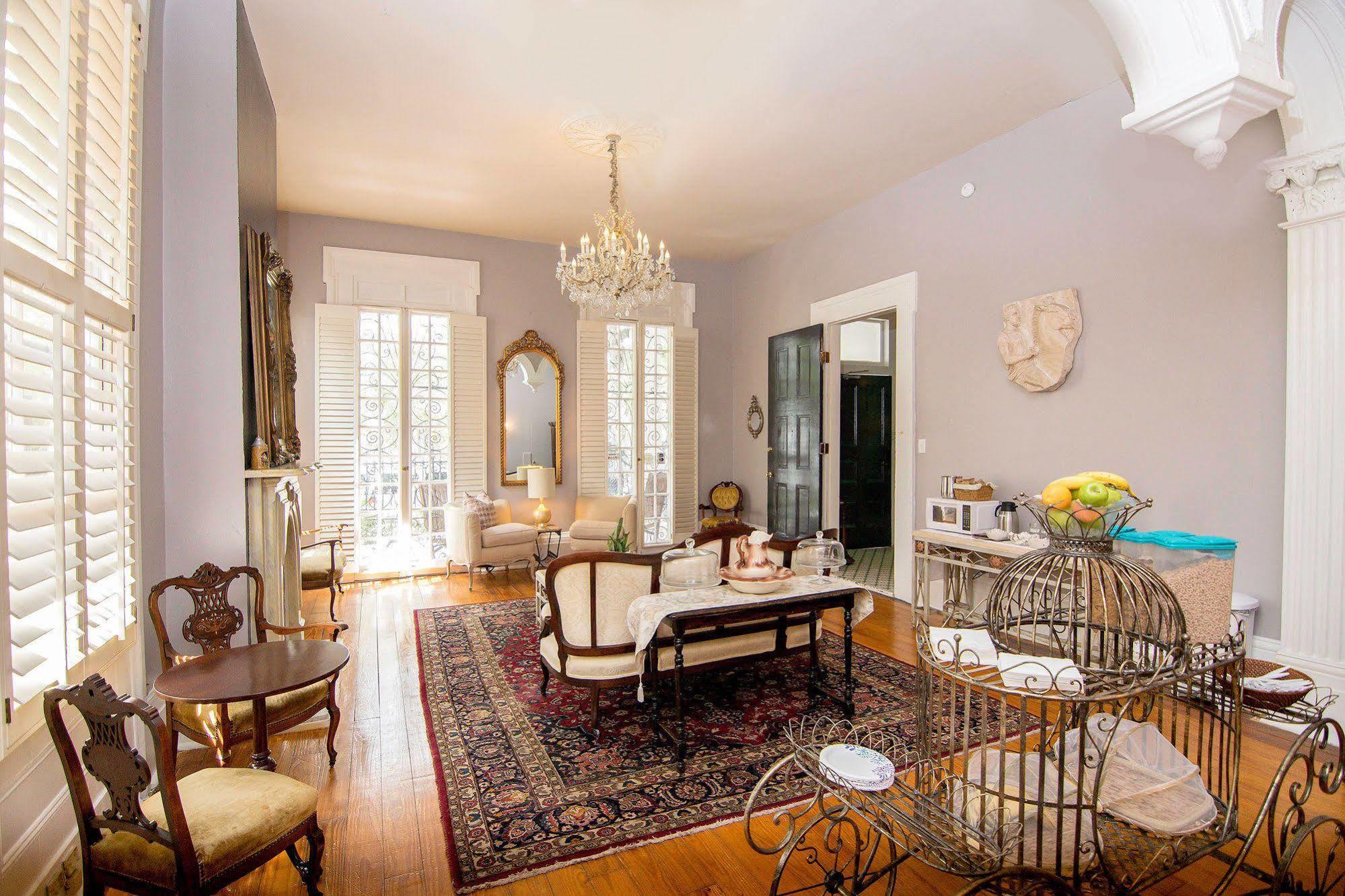 Hotel Rathbone Mansions New Orleans