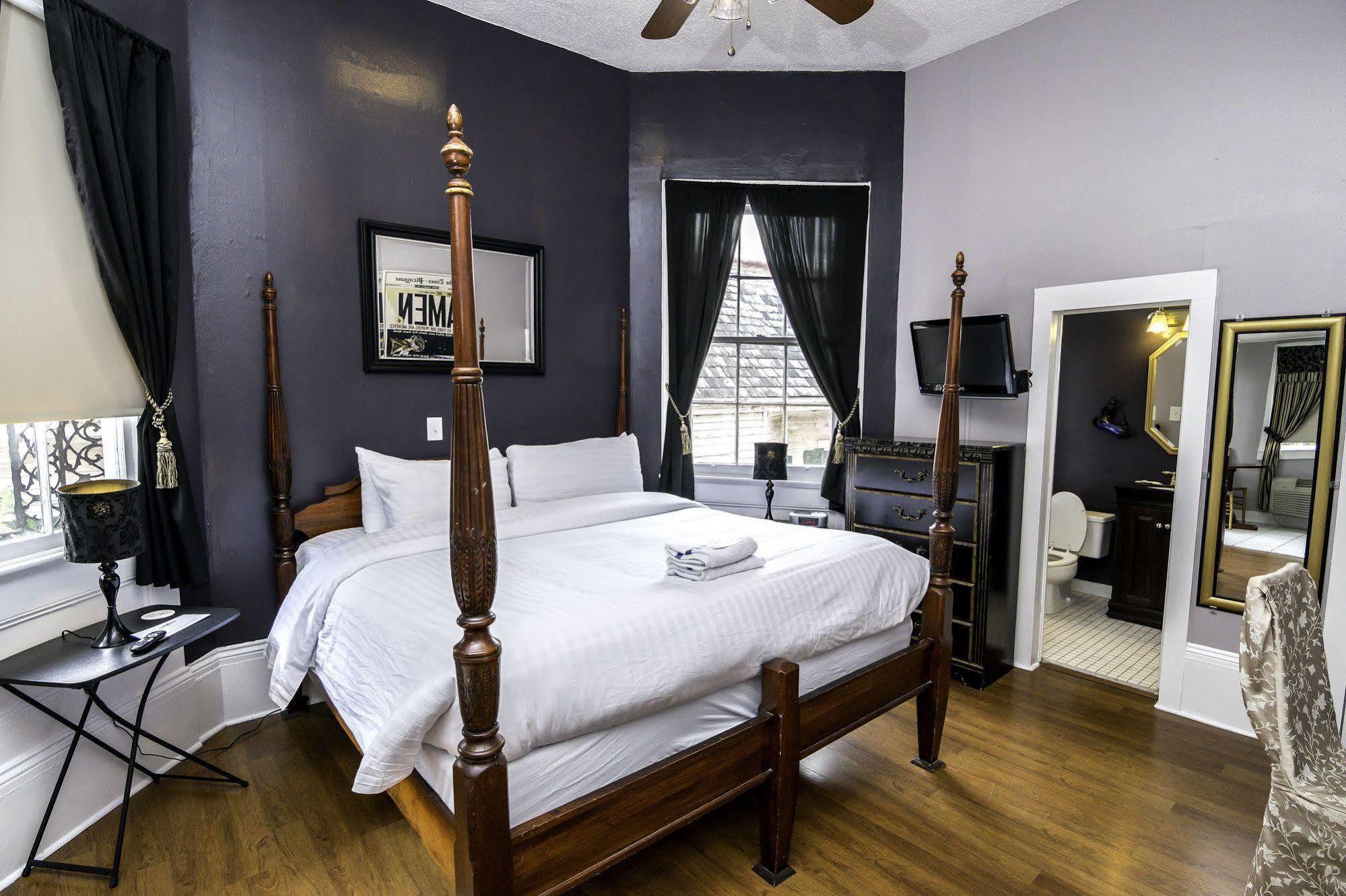 Hotel Rathbone Mansions