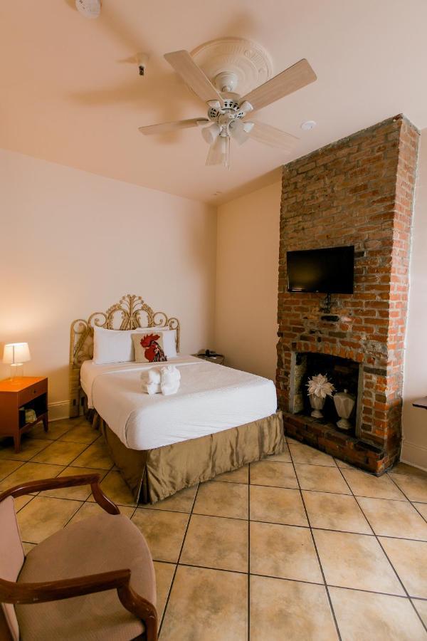 Frenchmen Hotel