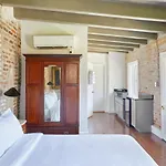 Sonder Maison De Ville