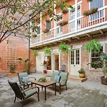 French Quarter 3 Bedroom Condo With Balcony