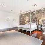 Stunning 5 Bedroom Urban Oasis Downtown Nola