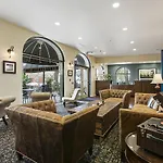 St Charles Inn, Superior Hotel