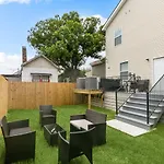 Luxury 3Br Oasis W Jacuzzi
