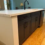 Chic Two-Bedroom Apartment On Camp St, New Orleans