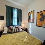 Auld Sweet Olive Bed And Breakfast