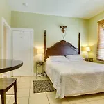 Great New Orleans Condo - 4 Miles From Downtown!