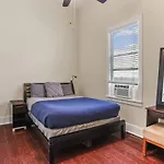 Art Filled Sanctuary In The Heart Of Mid City