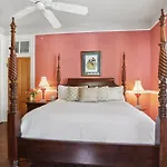 Maison Perrier Bed & Breakfast