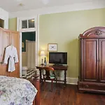 Maison Perrier Bed & Breakfast
