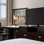 Hampton Inn And Suites New Orleans Convention Center