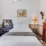 Royal Barracks Guest House