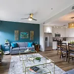 Modern & Fully Furnished Apartments In The Heart Of The City