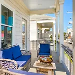 3Br Cottage On Carondelet By Hosteeva
