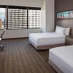 Hyatt House New Orleans / Downtown
