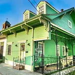 Mandeville Creole Cottage. 3 Bed - 2 Bath
