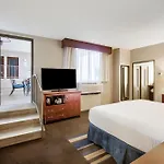 Wyndham New Orleans French Quarter