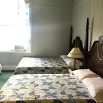 St Vincent\'S Guest House