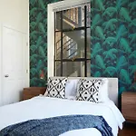 Bright 2Br In Arts/Warehouse District By Sonder
