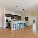 Chic 3Br In Arts/Warehouse District By Sonder